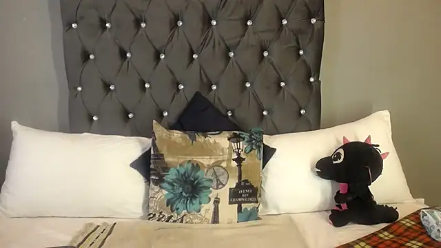 BIG BOOBSxXxX online show from March 8, 4:21 pm