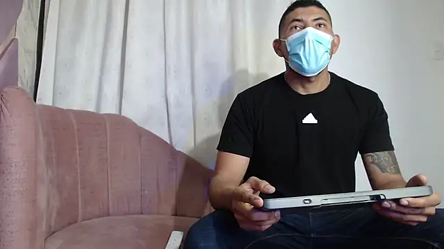 Morganandmegan online show from September 9, 11:30 am