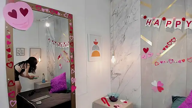 Snapshot of IsisNoir chatting on February 12, 1:11 pm IsisNoir online show from February 12, 1:11 pm