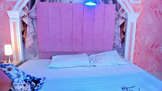 mishell lovely online show from February 15, 4:24 am