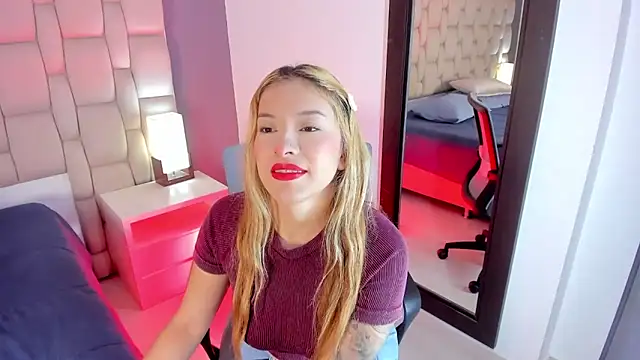 LexxyBunny  online show from September 24, 11:39 am