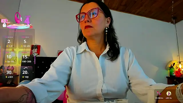 D Martii online show from November 6, 2:21 pm