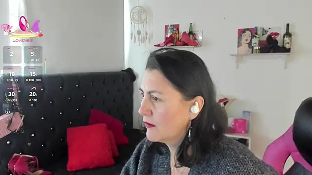 Snapshot of D_Martii chatting on September 23, 12:34 pm D Martii online show from September 23, 12:34 pm