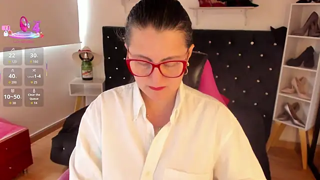Snapshot of D_Martii chatting on September 29, 1:28 pm D Martii online show from September 29, 1:28 pm