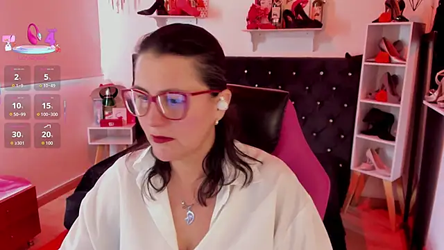 Snapshot of D_Martii chatting on September 26, 1:51 pm D Martii online show from September 26, 1:51 pm