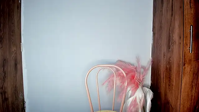 khate smith online show from December 5, 4:27 pm