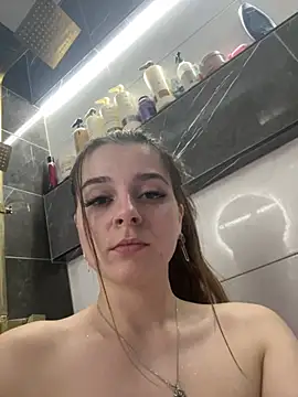 LilyIrons online show from March 11, 6:13 pm