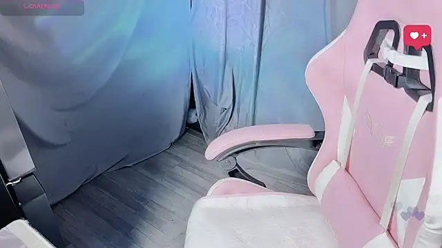 BabeFaceless online show from February 11, 7:47 pm