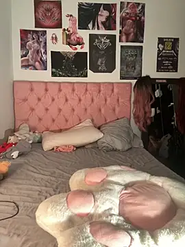  maki   online show from November 8, 2:26 am