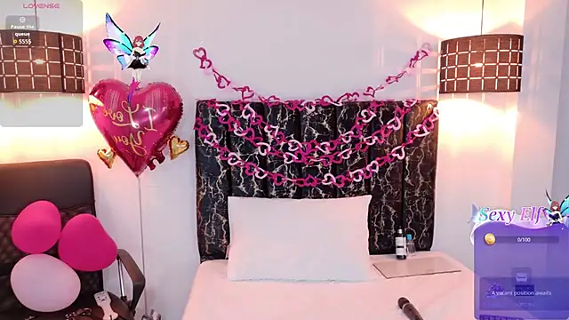 Snapshot of evvaa_moon69 chatting on February 10, 12:37 pm evvaa moon69 online show from February 10, 12:37 pm