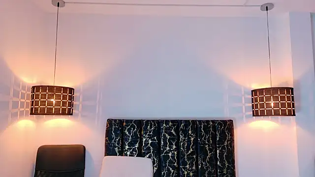 Snapshot of evvaa_moon69 chatting on November 5, 12:19 pm evvaa moon69 online show from November 5, 12:19 pm