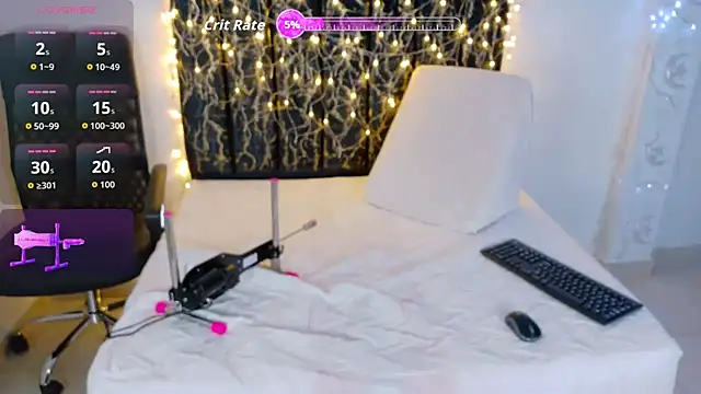 Snapshot of evvaa_moon69 chatting on December 3, 12:37 pm evvaa moon69 online show from December 3, 12:37 pm