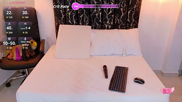 Snapshot of evvaa_moon69 chatting on November 12, 12:31 pm evvaa moon69 online show from November 12, 12:31 pm