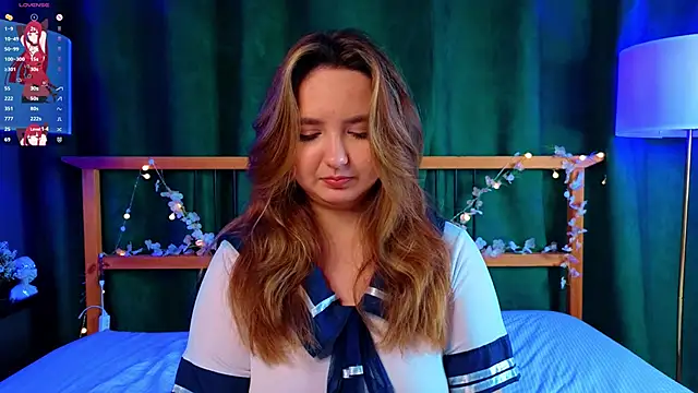 LucilleMcBride online show from November 30, 7:09 am