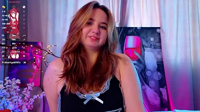 LucilleMcBride online show from November 16, 7:02 am