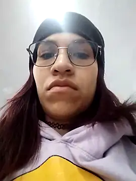 Katyuskka love online show from November 20, 1:23 pm