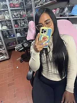 GiaDuque online show from February 25, 12:49 pm