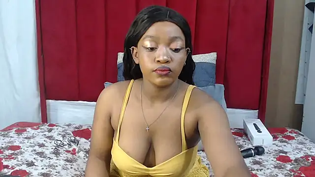 Snapshot of SultryCocoBabe chatting on October 3, 6:53 pm SultryCocoBabe online show from October 3, 6:53 pm