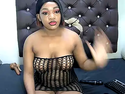 Snapshot of SultryCocoBabe chatting on September 9, 8:57 am SultryCocoBabe online show from September 9, 8:57 am
