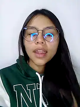 SofieLove 01 online show from January 16, 8:29 am