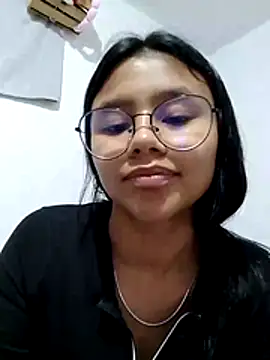 SofieLove 01 online show from March 29, 6:59 am