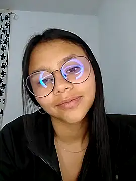 SofieLove 01 online show from March 6, 4:51 am