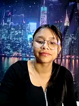 SofieLove 01 online show from March 5, 5:15 am