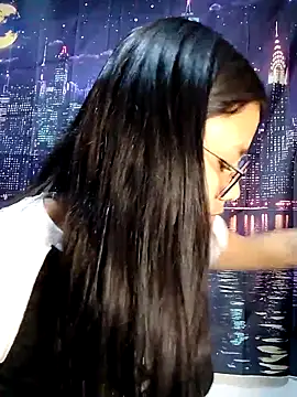 SofieLove 01 online show from March 4, 5:15 am