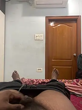 Snapshot of itseam chatting on November 8, 10:52 am itseam online show from November 8, 10:52 am