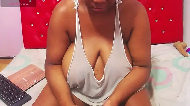 wonderfuldiana online show from December 23, 1:38 am