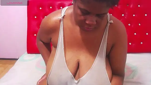 wonderfuldiana online show from February 2, 11:04 pm