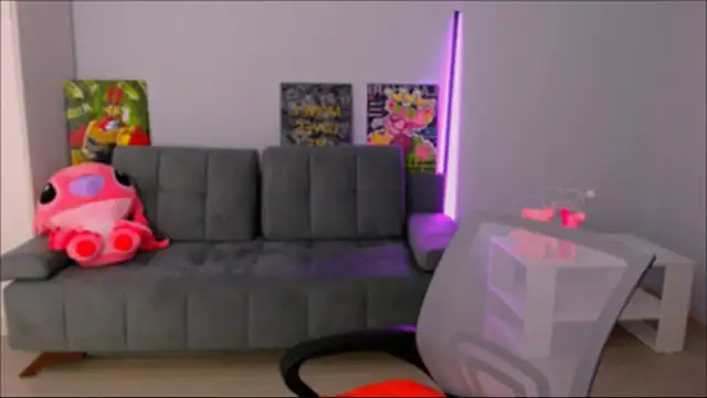 queenofthesense  online show from October 22, 10:25 am