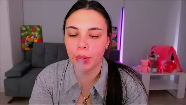 queenofthesense  online show from November 9, 10:19 am