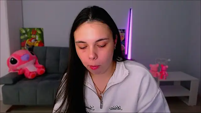 queenofthesense  online show from October 29, 5:34 pm