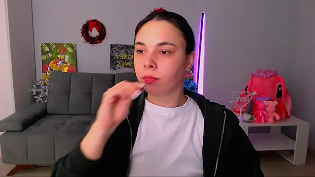 queenofthesense  online show from November 27, 12:49 pm