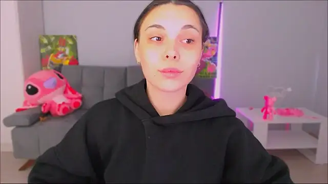 queenofthesense  online show from October 2, 6:39 am