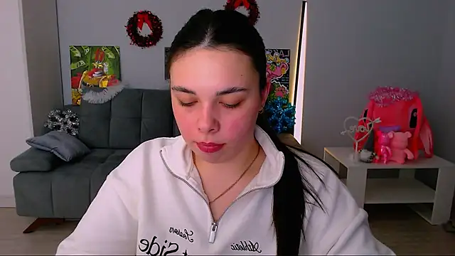 Snapshot of queenofthesense_ chatting on January 7, 11:59 am queenofthesense online show from January 7, 11:59 am