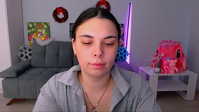 queenofthesense  online show from December 2, 10:17 am