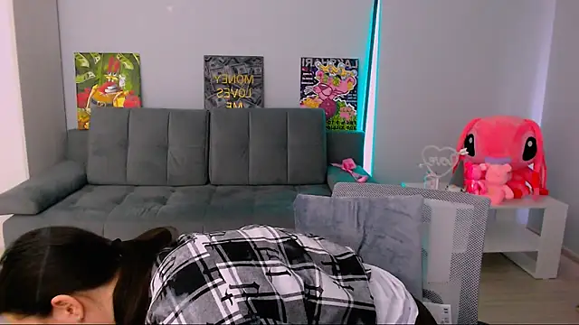 Snapshot of queenofthesense_ chatting on February 13, 10:37 am queenofthesense online show from February 13, 10:37 am