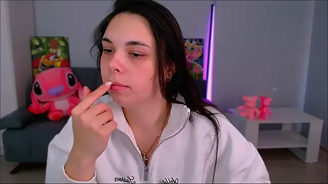 queenofthesense  online show from October 23, 11:42 am