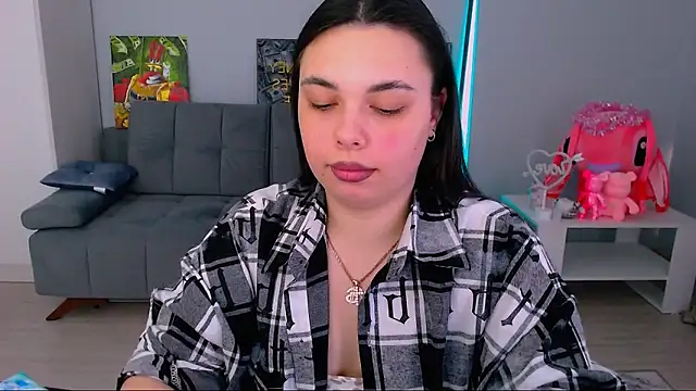 Snapshot of queenofthesense_ chatting on February 4, 9:15 am queenofthesense online show from February 4, 9:15 am