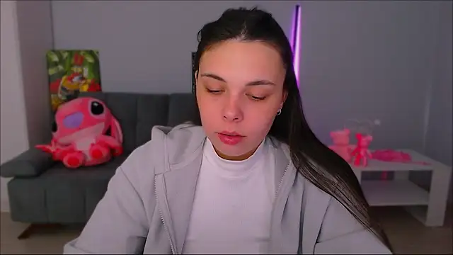 queenofthesense  online show from October 12, 10:49 am