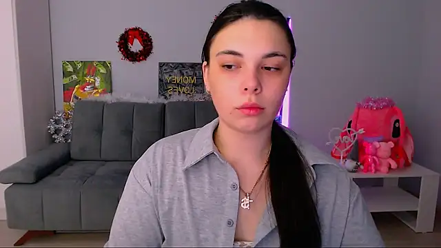 queenofthesense  online show from November 25, 6:03 am