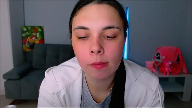 queenofthesense  online show from November 6, 4:00 pm