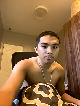 Snapshot of pinoyAdrianneXXX chatting on September 18, 4:04 am pinoyAdrianneXXX online show from September 18, 4:04 am