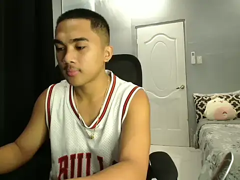 Snapshot of pinoyAdrianneXXX chatting on September 29, 10:26 pm pinoyAdrianneXXX online show from September 29, 10:26 pm