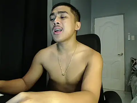 pinoyAdrianneXXX online show from November 3, 2:28 am