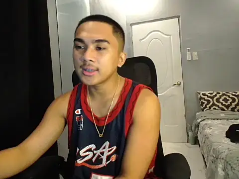 Snapshot of pinoyAdrianneXXX chatting on September 29, 12:06 am pinoyAdrianneXXX online show from September 29, 12:06 am