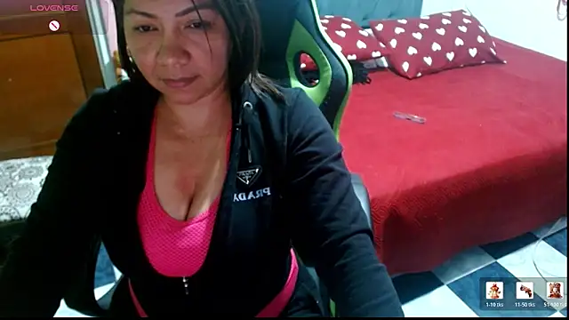 hiilarybrown online show from May 9, 2:04 am