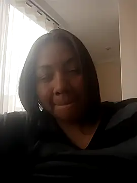 hiilarybrown online show from February 17, 5:21 pm